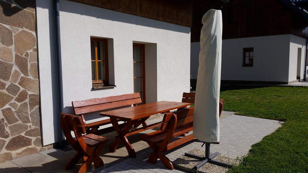 U Lipna Apartment Nova Pec